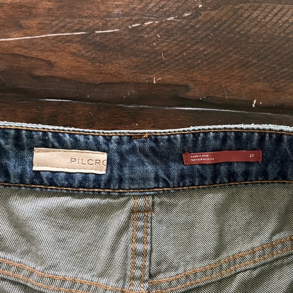PILCRO Mid Rise Short Shorts Size 27 - Picture 4 of 7